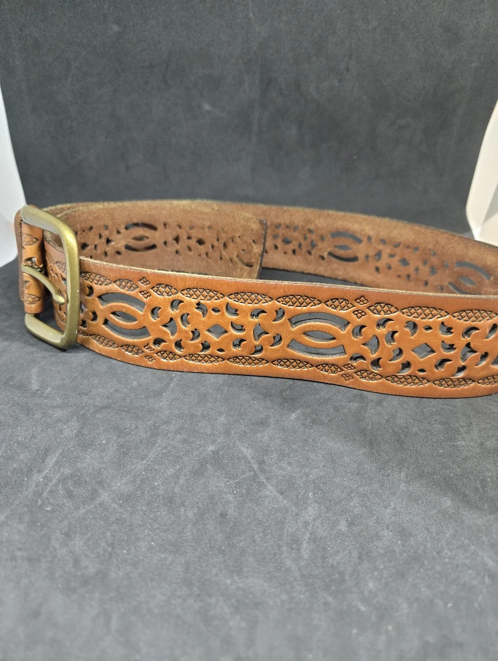 Lauren Ralph Lauren Women's Carved Embossed Leather Wide Belt Brass Buckle 38" - Picture 2 of 9